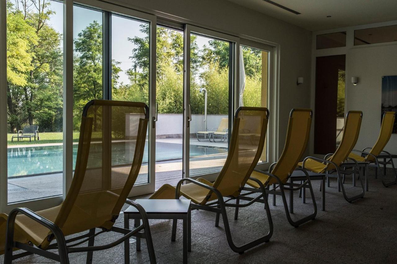 Hubertus Hof Landhotel Balatonfenyves Exterior photo
